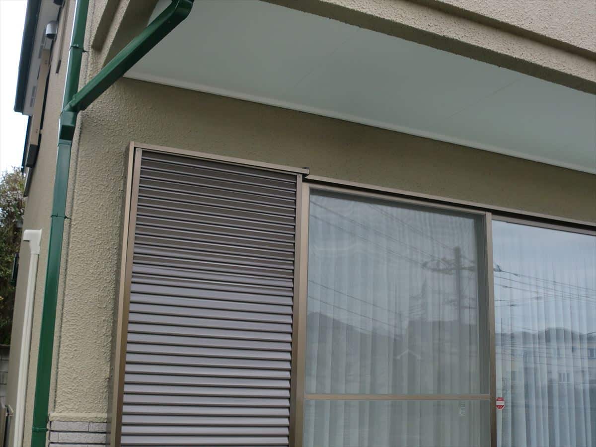 緑色の雨樋