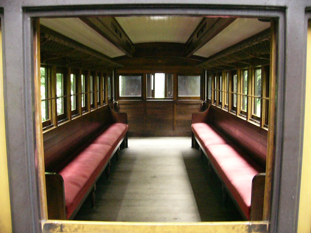 history_passenger-car2-min | 外壁塗装は神奈川県横浜市の塗装職人